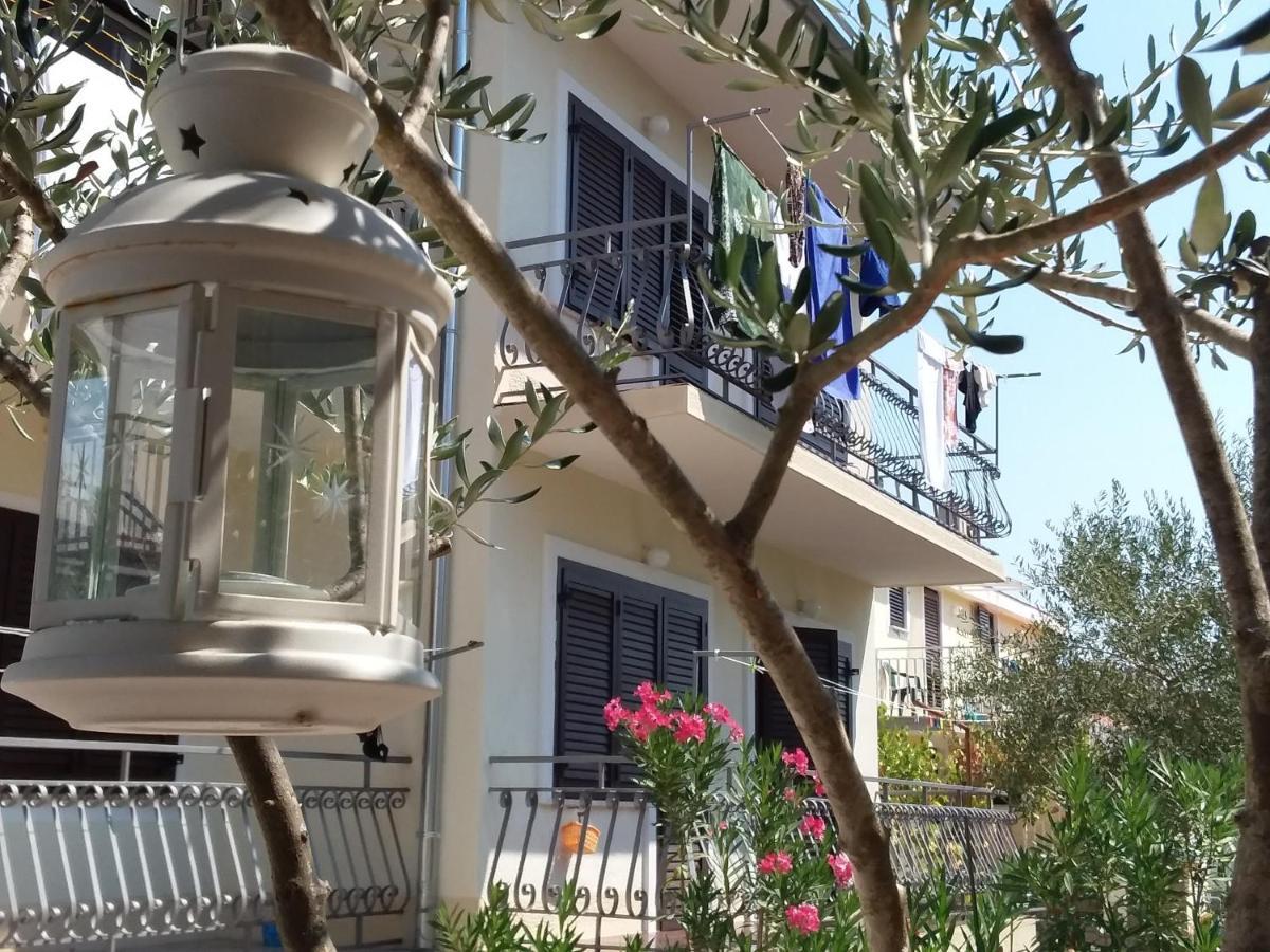And Charming Apartment In Vantacici Malinska Exterior foto